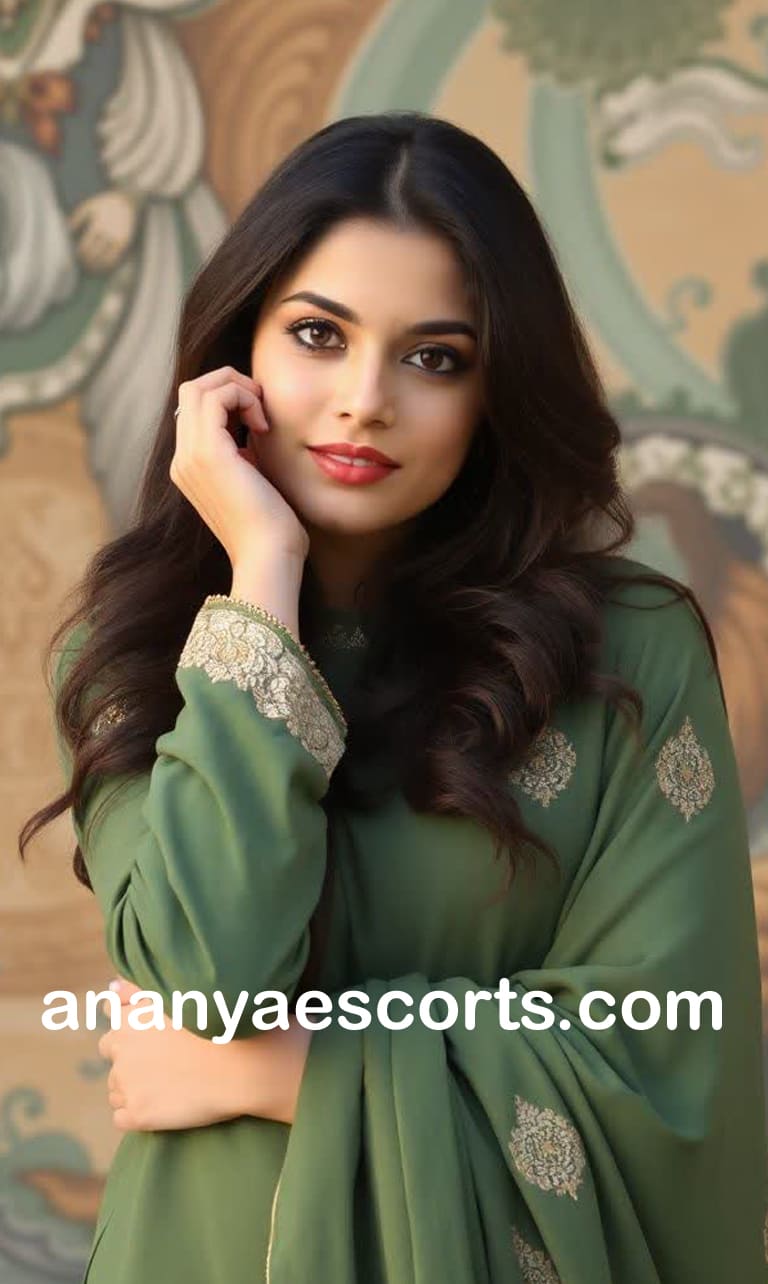 Call Girls in Uran Islampur